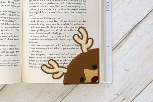 Reindeer Face Corner Bookmark ITH